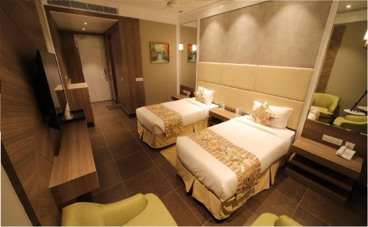 The Grand Village Moradabad Exterior foto